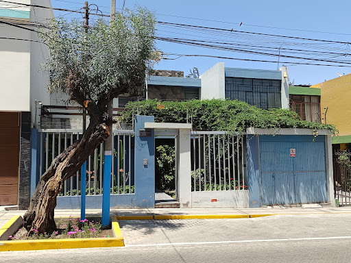 VELARDE COSTA - ABOGADOS