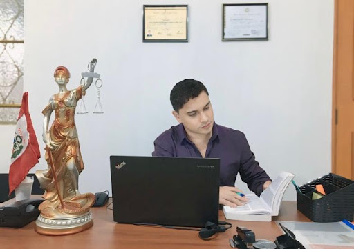 ESTUDIO JURIDICO CABALLERO & ASOCIADOS - Abogado Guillermo Caballero Paz